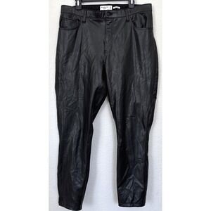 Abercrombie & Fitch The Skinny High Rise SZ 16 Black Vegan Leather Pants Curve ❤